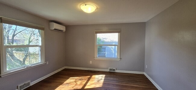 Building Photo - 10407 64th Ave S