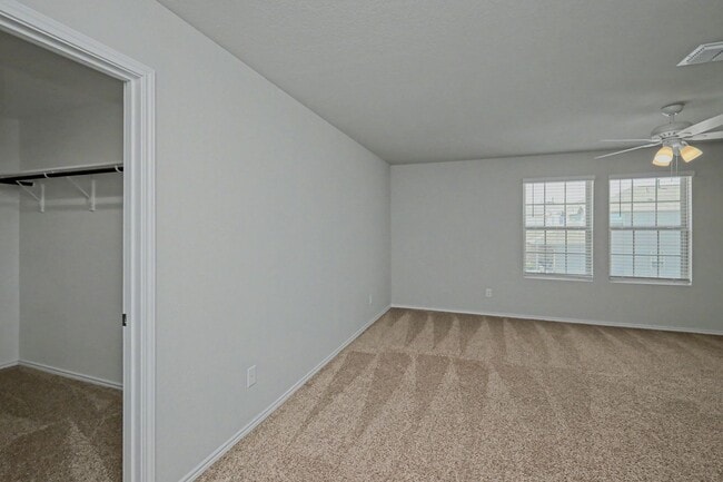 Building Photo - Spacious 2-Story Home w/ Open Floor Plan & Private Yard – St. Hedwig