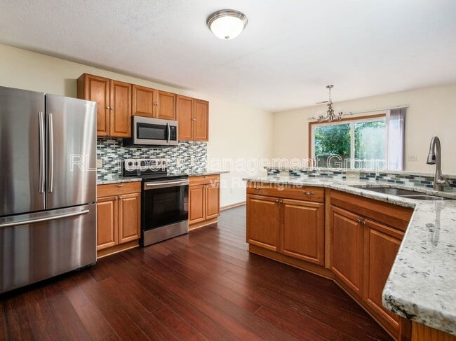 Building Photo - 3152 Thorndyke St