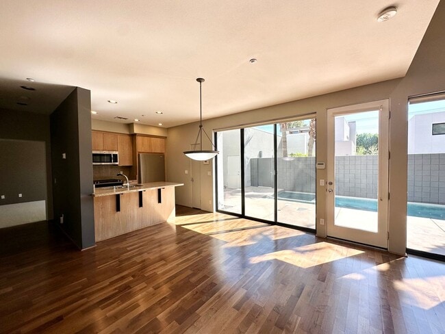 Building Photo - AVAILABLE NOW! 3-bedroom / 3.5 Bathroom Condo with Private Pool & Spa located in 48 & BARISTO!