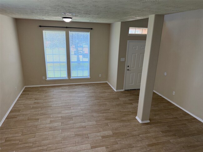 Building Photo - 1134 Gemstone Ct