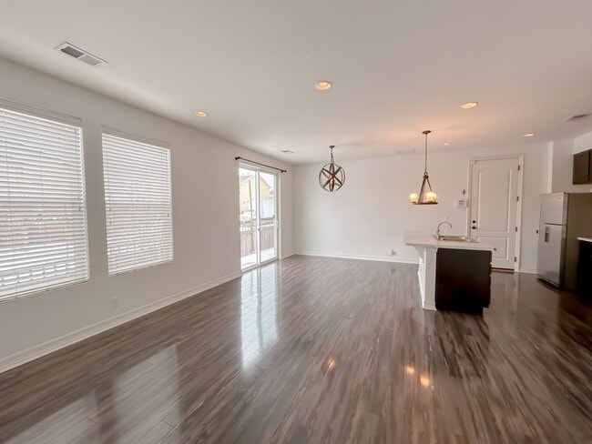 Building Photo - 2846 Iola St