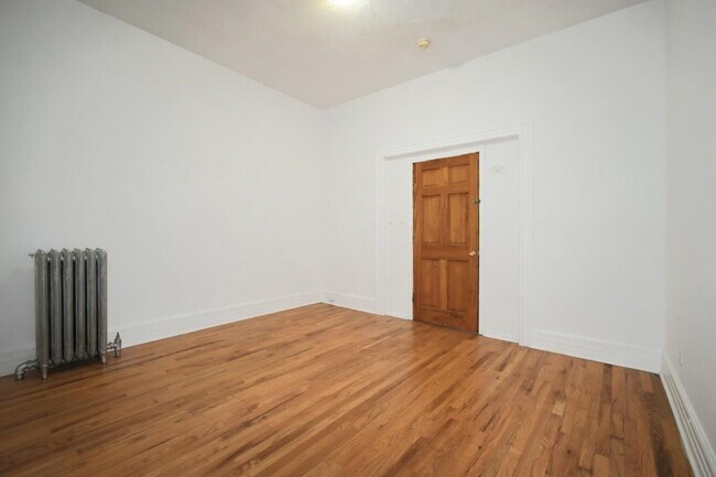 Building Photo - 184 Ocean Ave