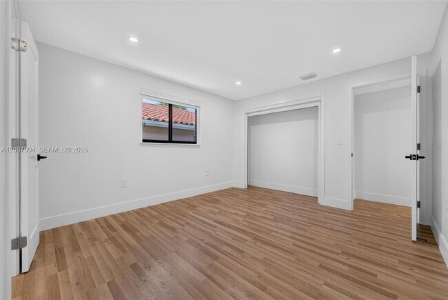 Building Photo - 1861 SW 22nd Terrace
