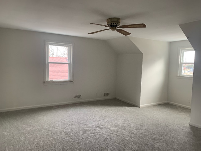 Building Photo - 735 Brandon Rd