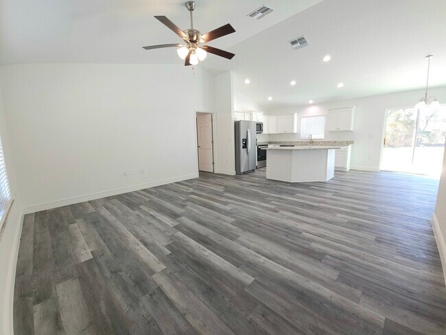 Building Photo - 8424 SW 135th Street Rd