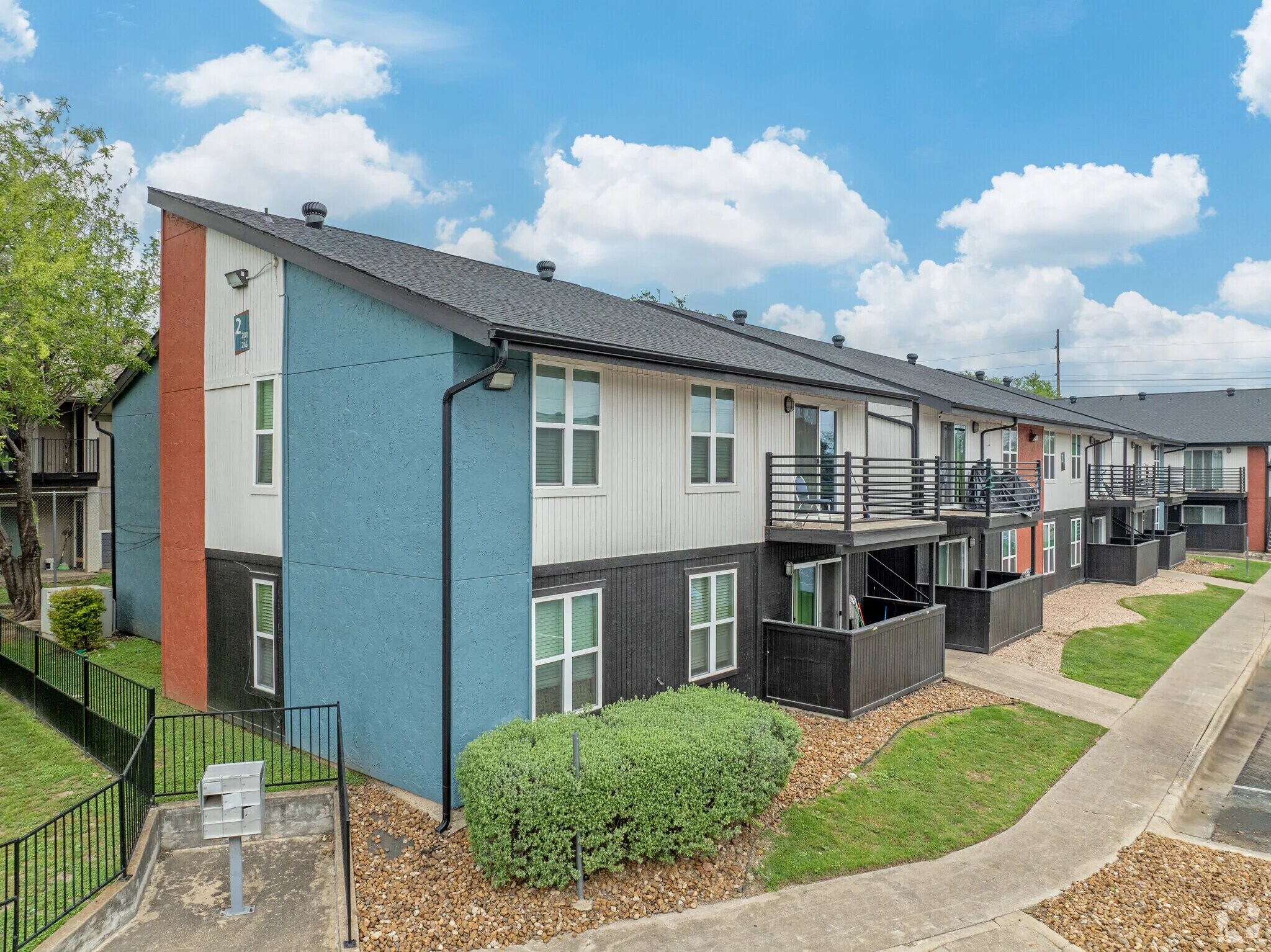 Building Photo - 8926 N Lamar Blvd