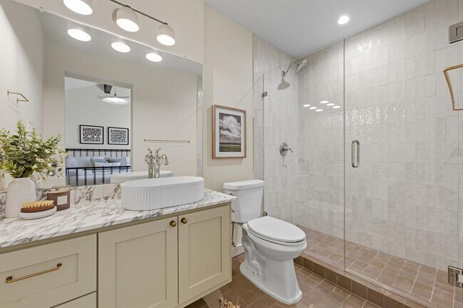 Building Photo - 1114 Stoneoak Ln