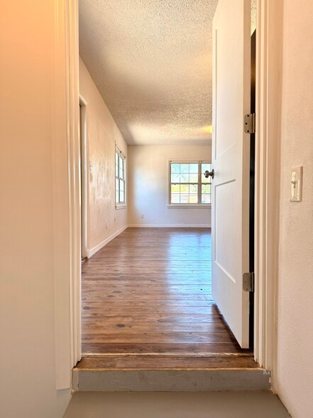 Building Photo - 7220 1st Ave N