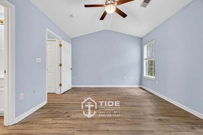 Building Photo - Townhome Living on Daniel Island