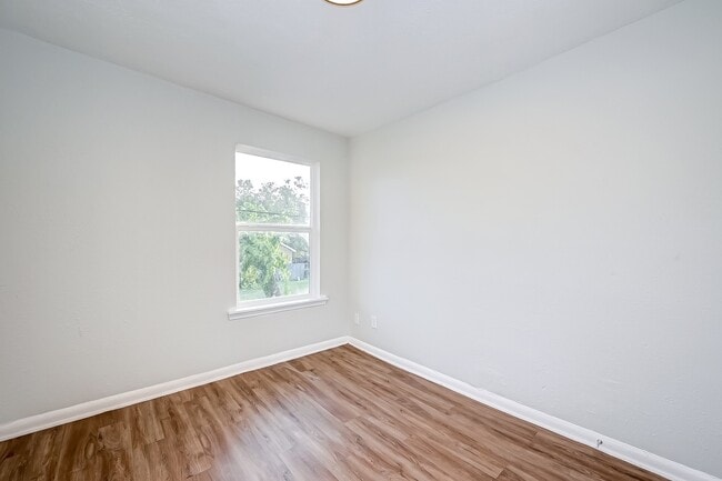 Building Photo - 6420 Conley St