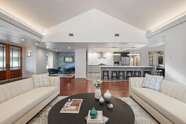 Building Photo - 7603 Rustling Cove