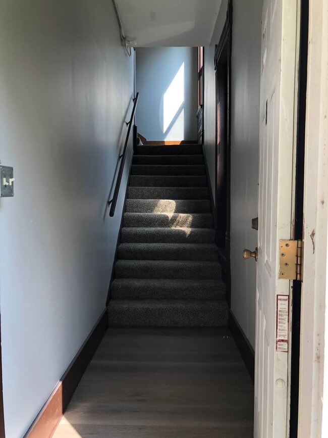 Building Photo - 222 Ottawa