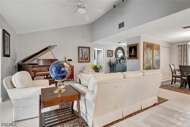 Building Photo - 787 Overiver Dr