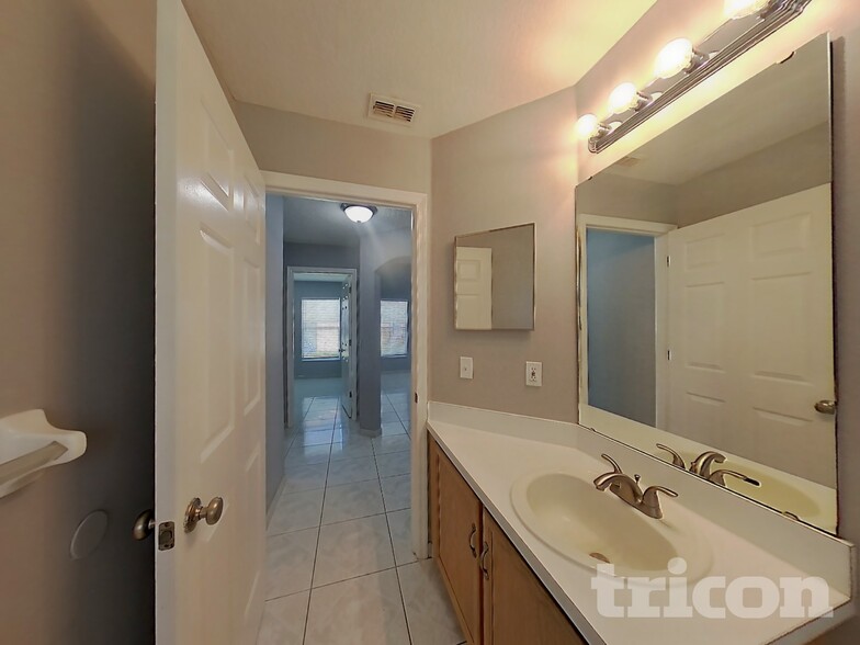 Building Photo - 441 Briar Bay Cir