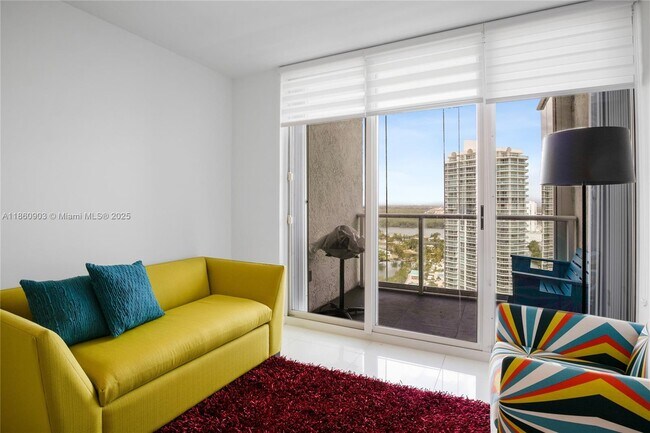 Building Photo - 16445 Collins Ave