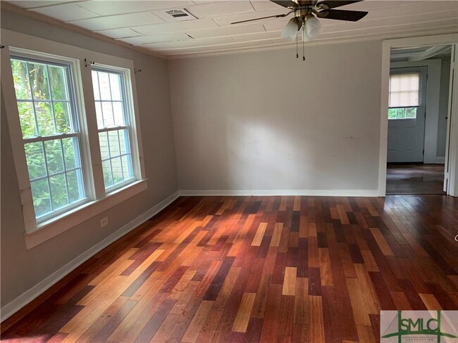 Building Photo - 8510 Whitefield Ave