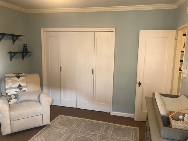 Building Photo - 1603 Stearns Dr