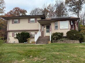 Building Photo - Beautiful Home on a Quiet Cul-De-Sac - PRI...