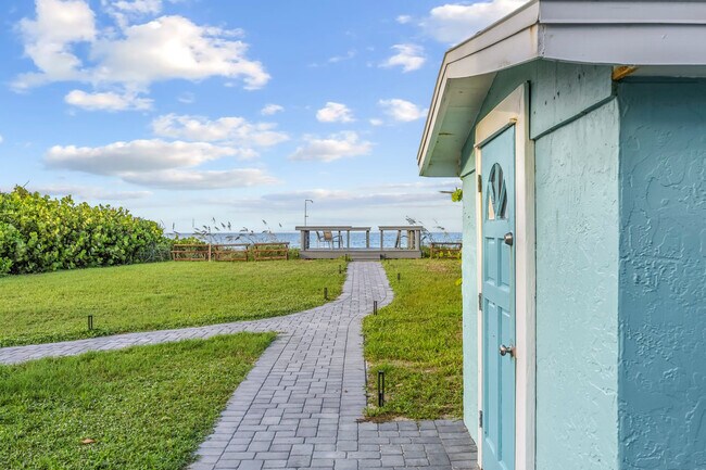 Building Photo - 6403 South Highway A1A-SI ID1044471P