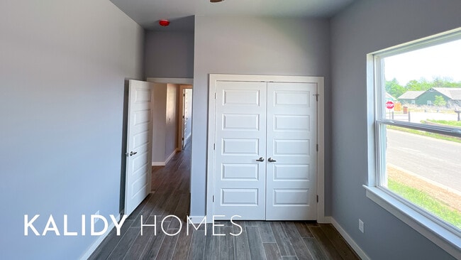 Building Photo - 509 Remington Ave