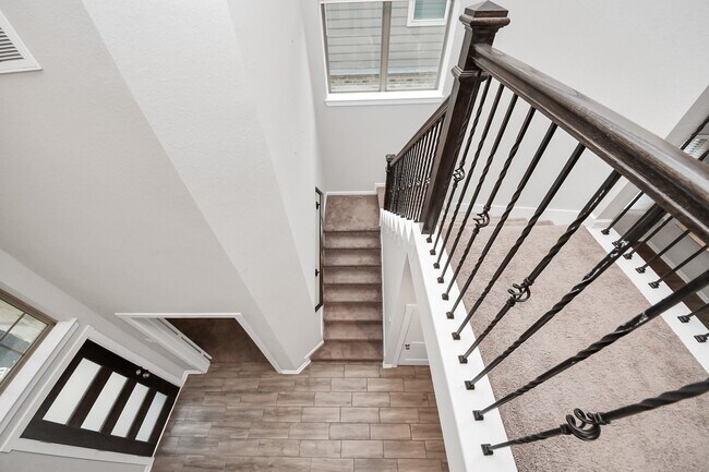 Building Photo - 23306 Ivory Sedge Trl