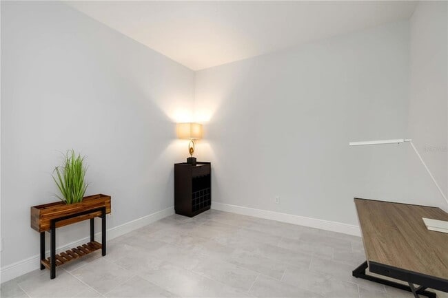 Building Photo - 223 O'keeffe Cir