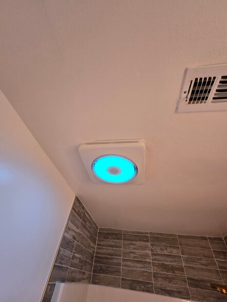 Building Photo - 2515 Arkansas Ave