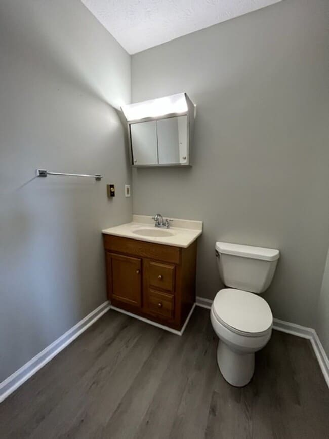 Building Photo - 314 Walters Ln