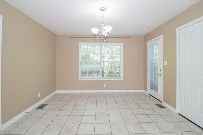 Building Photo - 1449 Mutual Dr