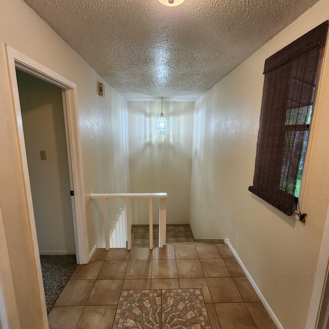 Building Photo - 18171 Meandering Way