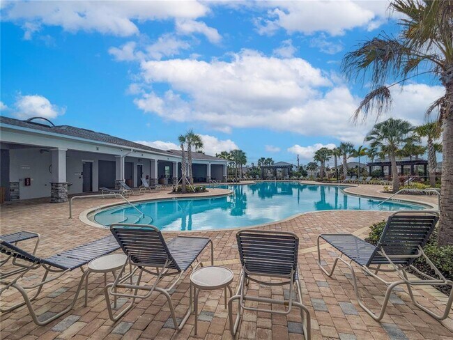 Building Photo - 4128 Silver Strand Trl