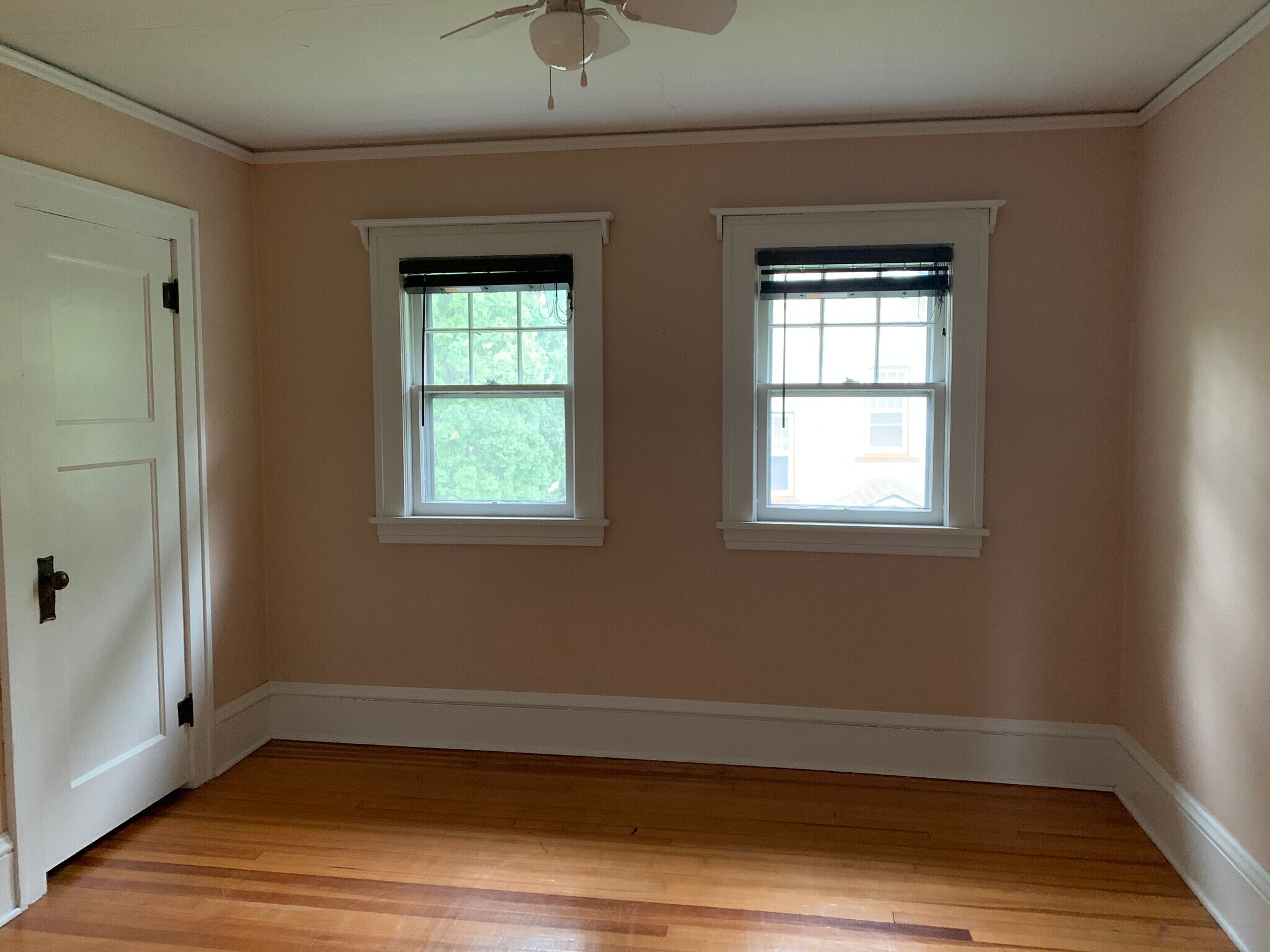 Bedroom - 621 State St N