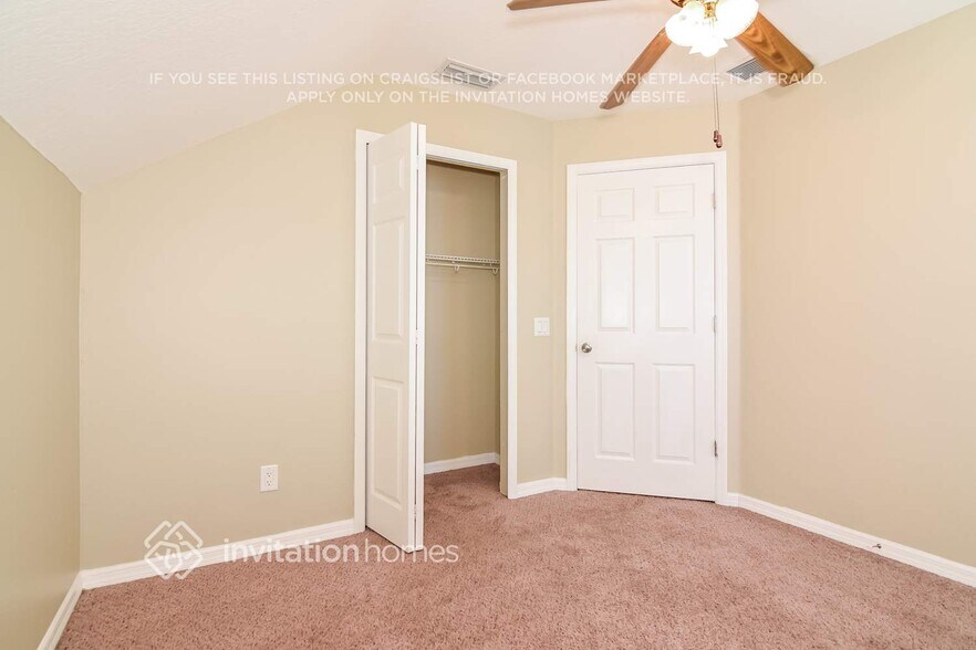 Building Photo - 36111 Shady Bluff Loop