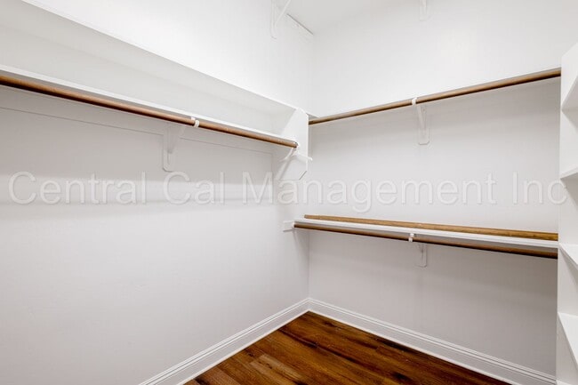 Building Photo - 4 Bedroom/3 Bath Home with Paid Solar - $3395 Per Month!