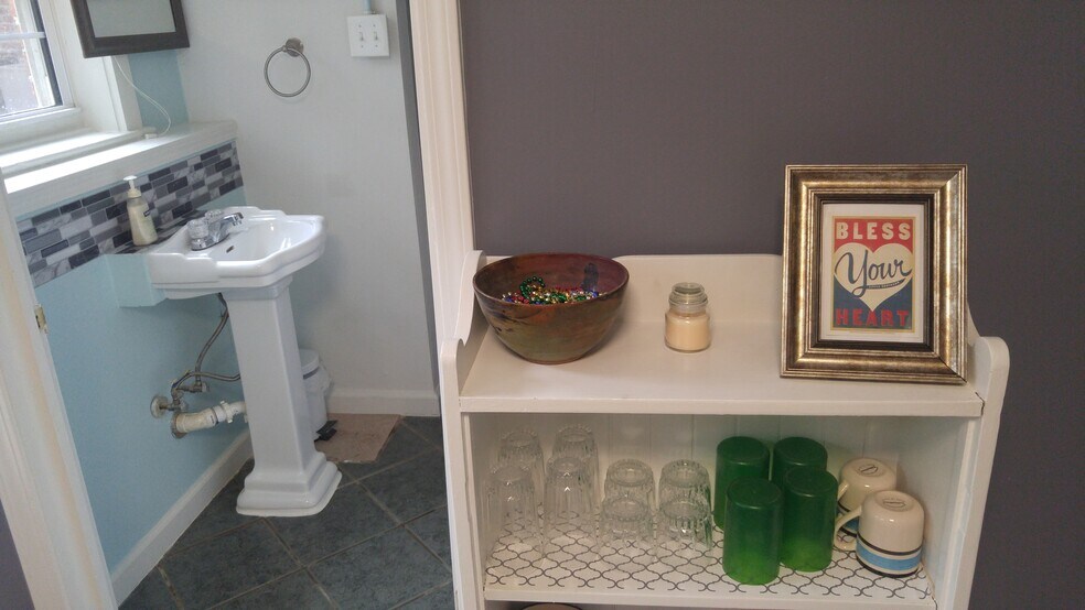 Building Photo - 4615 Dart St