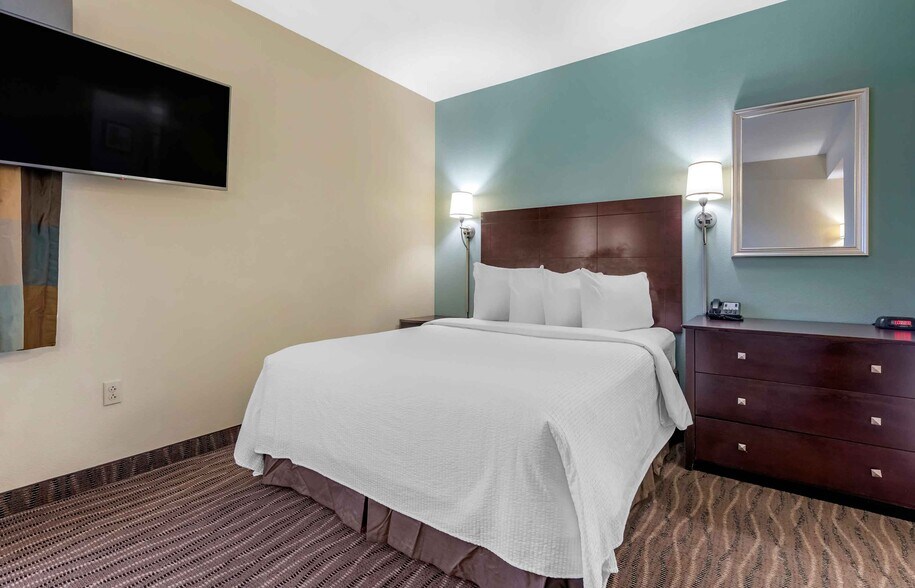 Building Photo - Furnished Studio-Lakeland - I-4