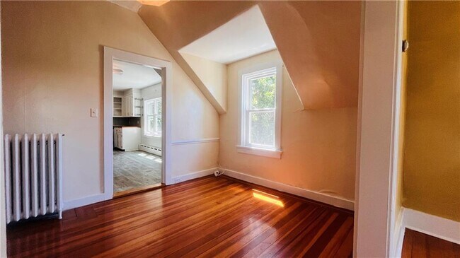 Building Photo - 61 Almy St