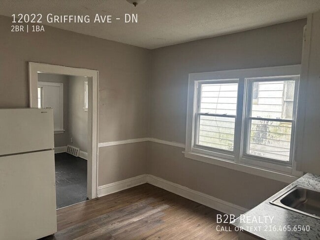 Building Photo - 12022 Griffing Ave