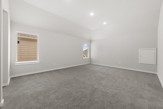 Building Photo - 21635 Coral Mist Dr