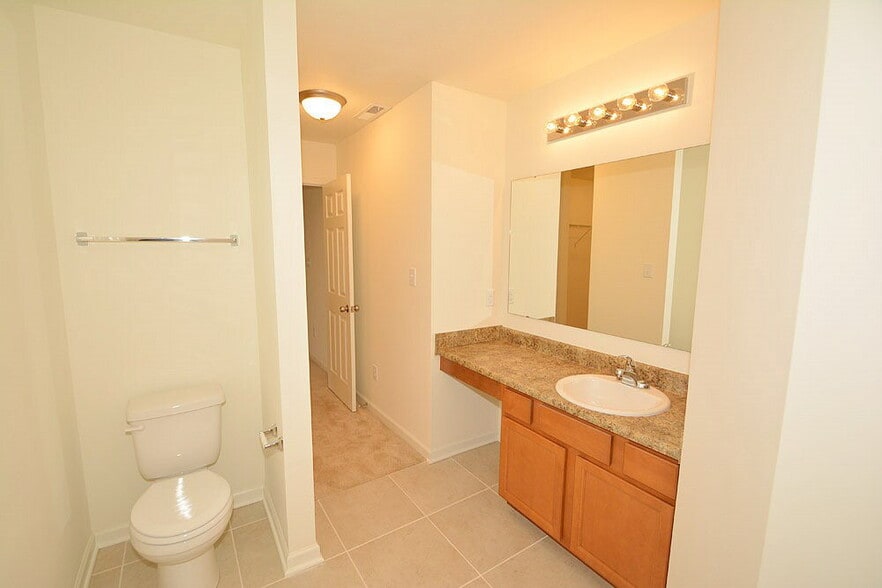 Building Photo - 3433 Black Forest Ln