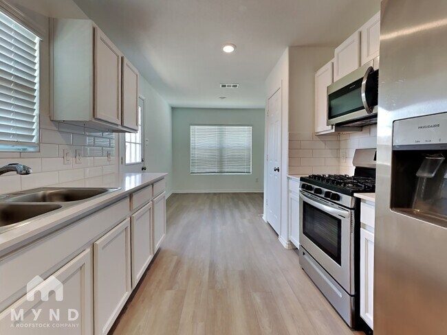 Building Photo - 18779 Faustina Way