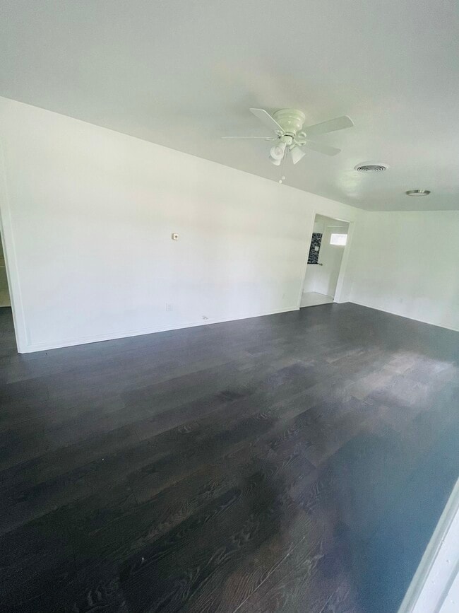 Building Photo - 544 N 37th St