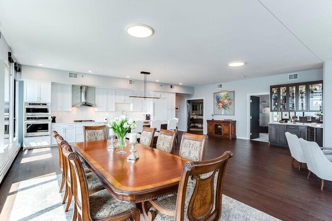 Building Photo - 1240 S 2nd St