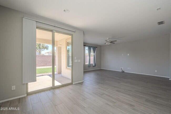 Building Photo - 25812 N 162nd Dr