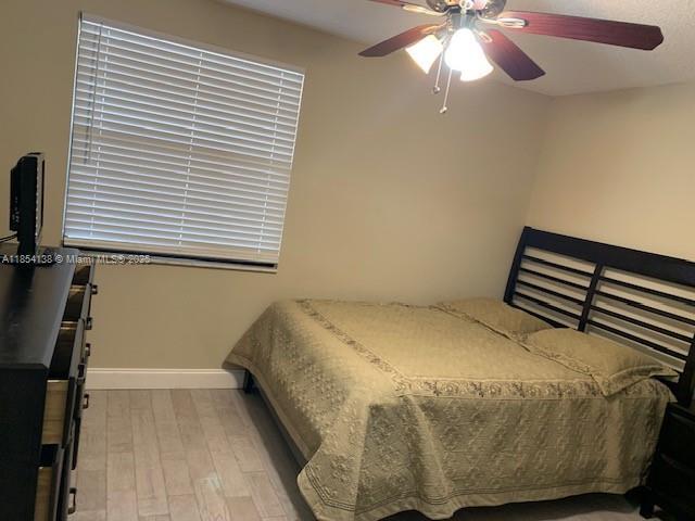 Building Photo - 6097 Balboa Cir