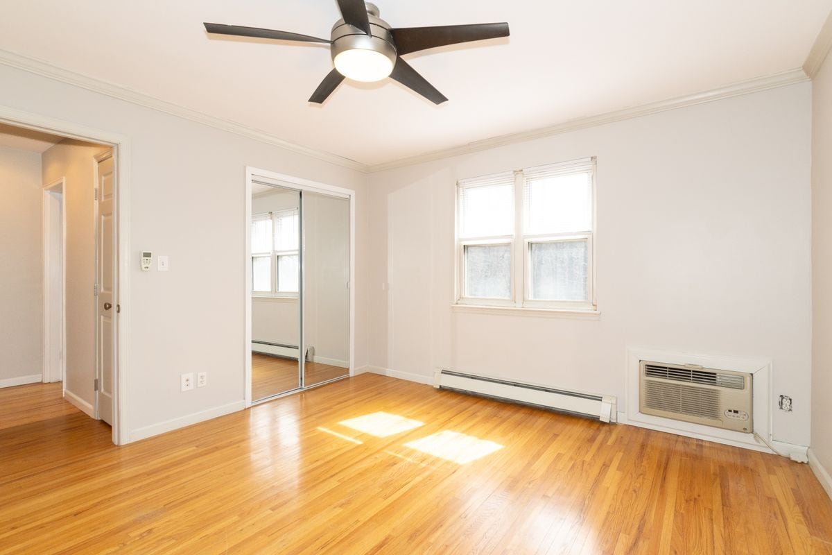 Building Photo - 300 Wilson Rd