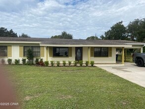 Building Photo - 137 N Lake Reedy Blvd