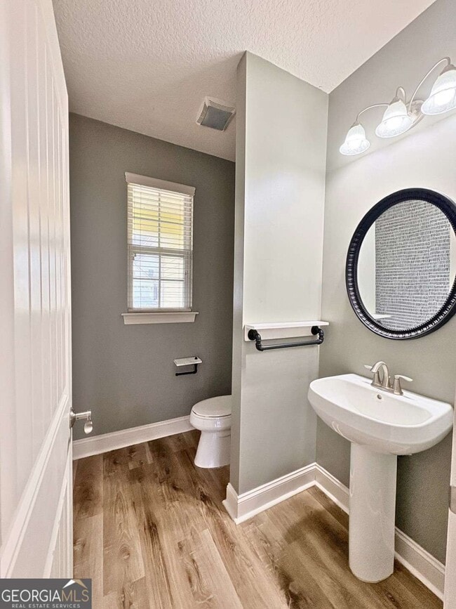 Building Photo - 130 Boatsman Way