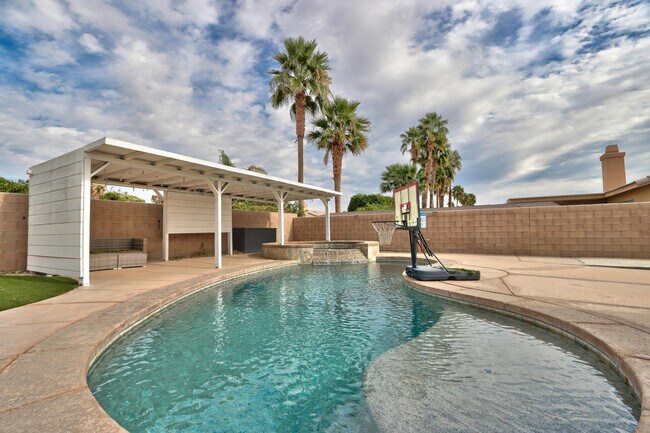 Building Photo - 81358 Avenida Blanca